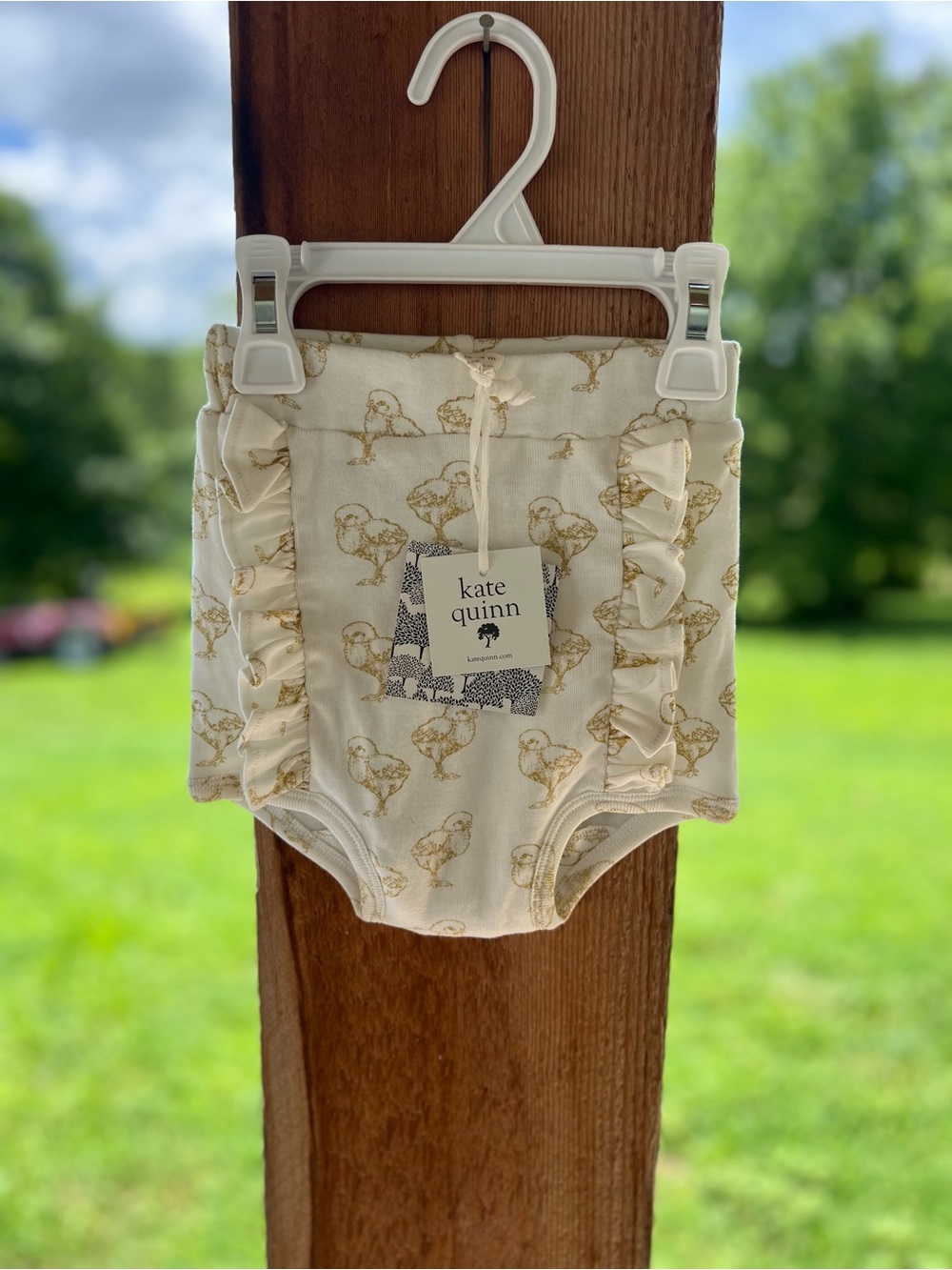 Kate Quinn Cream Ruffle Bloomers with Chick Print